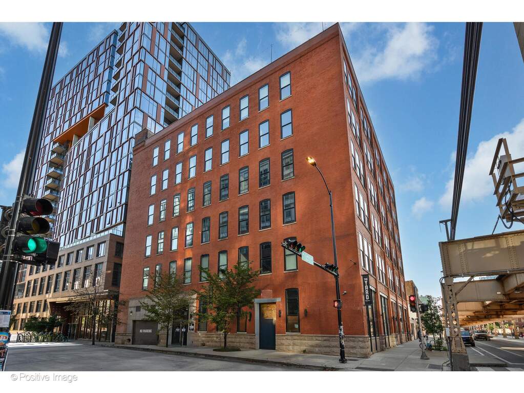 1101 W Lake Street #3D property in Chicago