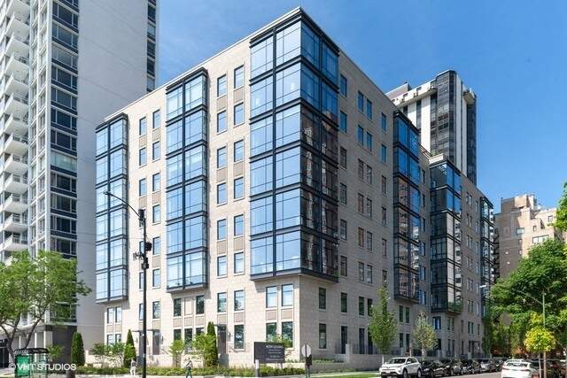 61 E Banks Street #802 property in Chicago