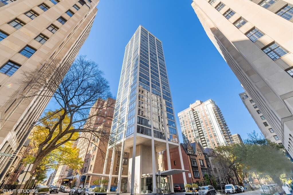 1300 N Astor Street #15AB property in Chicago