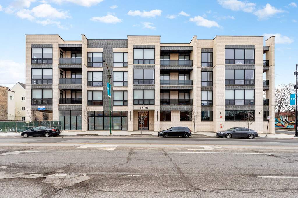 1606 S Ashland Avenue #401 property in Chicago