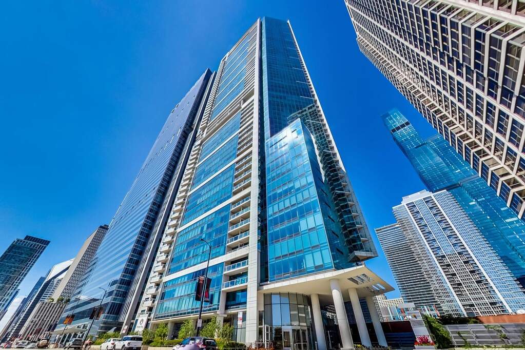340 E Randolph Street #4105 property in Chicago