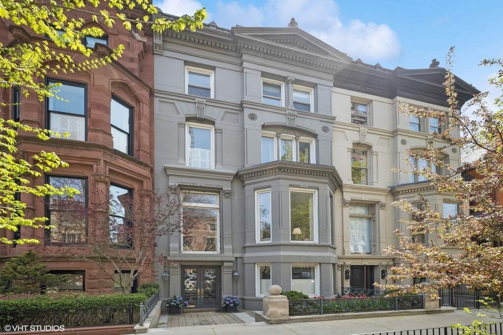 1407 N Dearborn Street property in Chicago