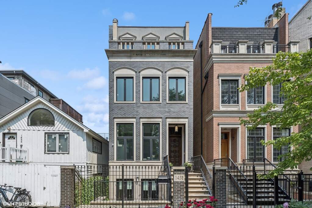 1431 N Mohawk Street property in Chicago