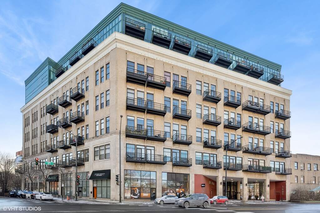 1645 W Ogden Avenue #341 property in Chicago
