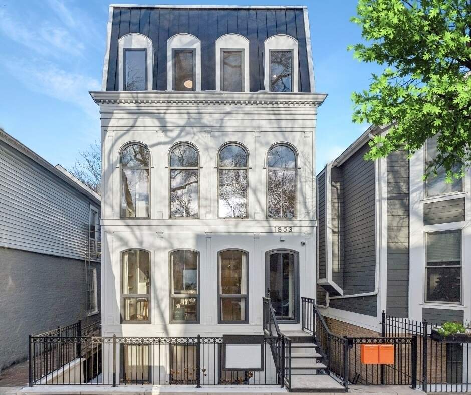 1853 N Maud Avenue #2 property in Chicago