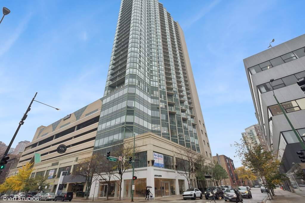 111 W Maple Street #812 property in Chicago