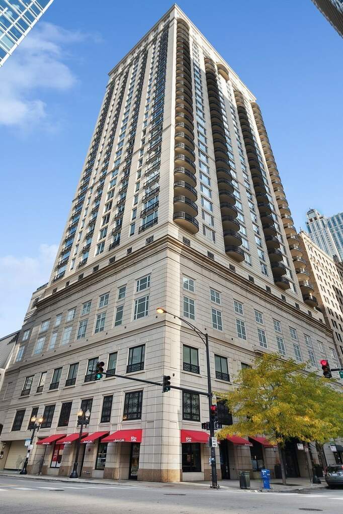 10 E Delaware Street #17E property in Chicago