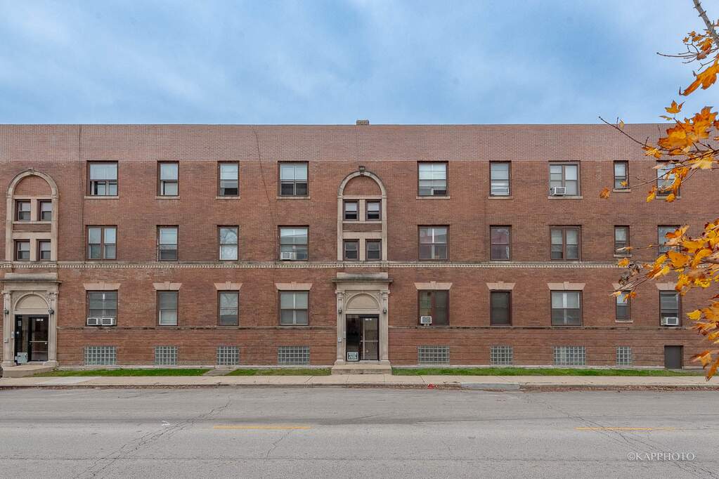 953 E 61st Street #3 property in Chicago