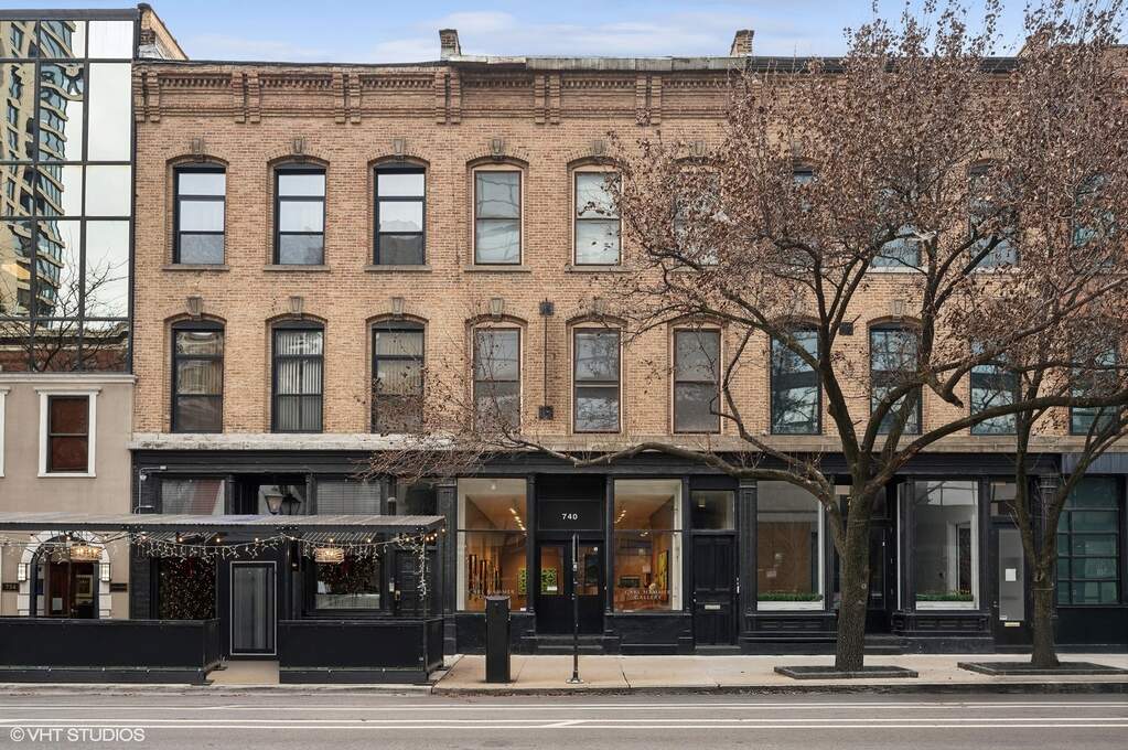 740 N Wells Street #B property in Chicago