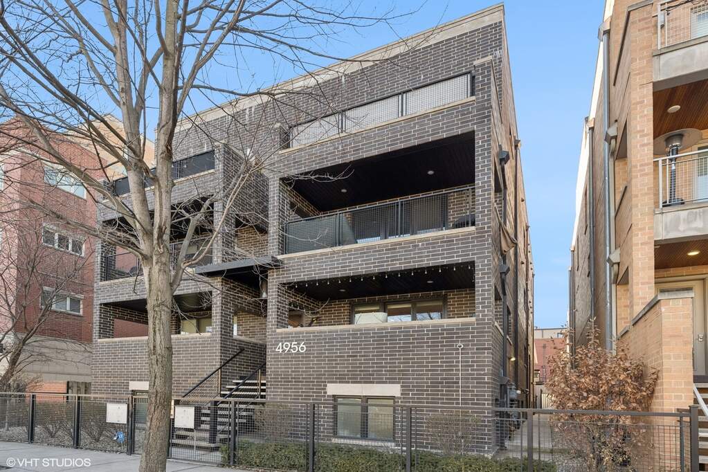 4956 N Western Avenue #1W property in Chicago