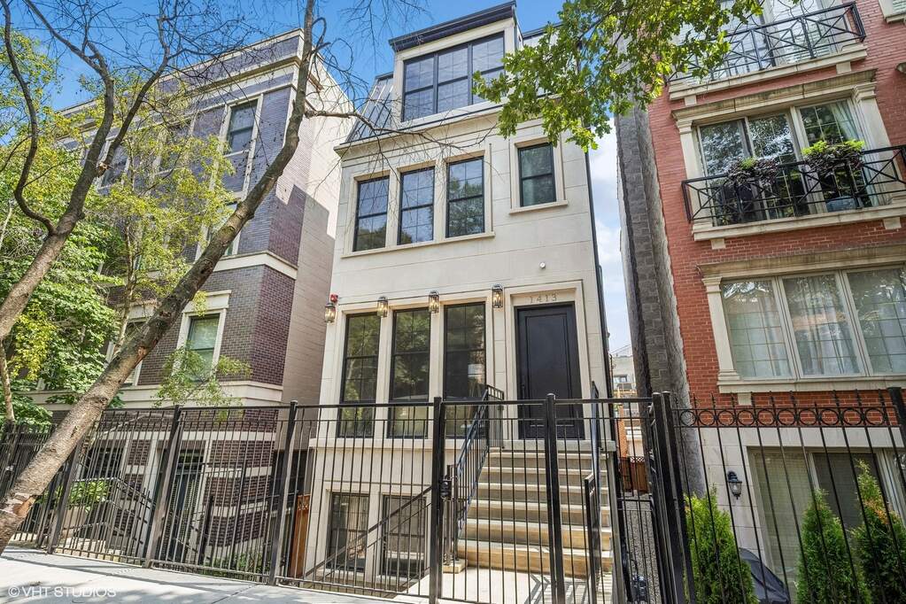 1413 N Mohawk Street property in Chicago