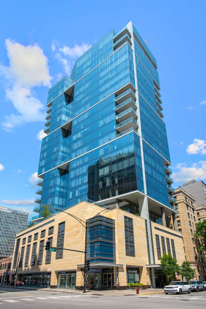 4 E Elm Street #PH23 property in Chicago
