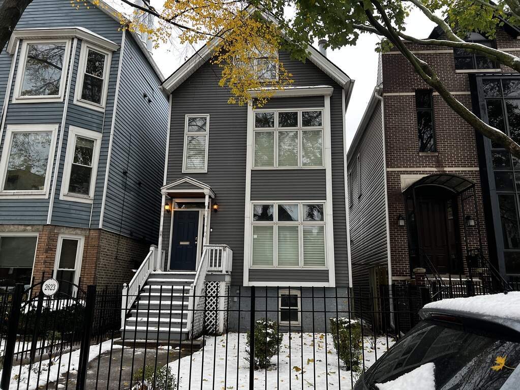 2623 N Burling Street property in Chicago