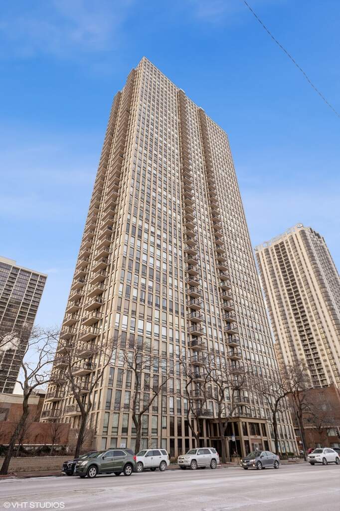 1660 N La Salle Drive #2006 property in Chicago
