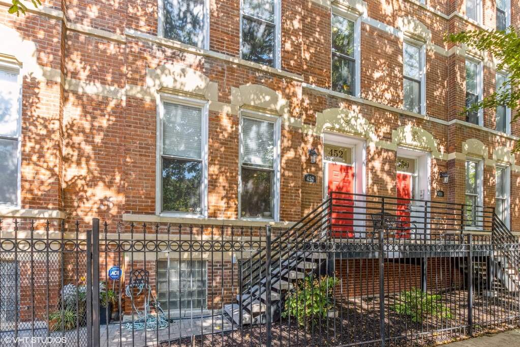 452 W Armitage Avenue #1 property in Chicago