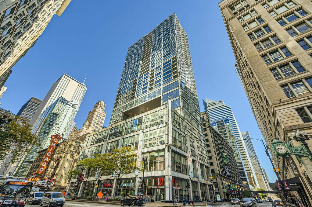 8 E Randolph Street #1406 property in Chicago