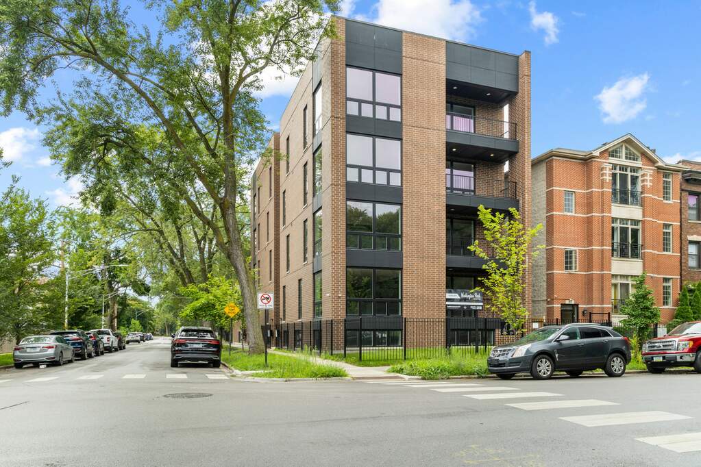 6004 S Rhodes Avenue #2N property in Chicago