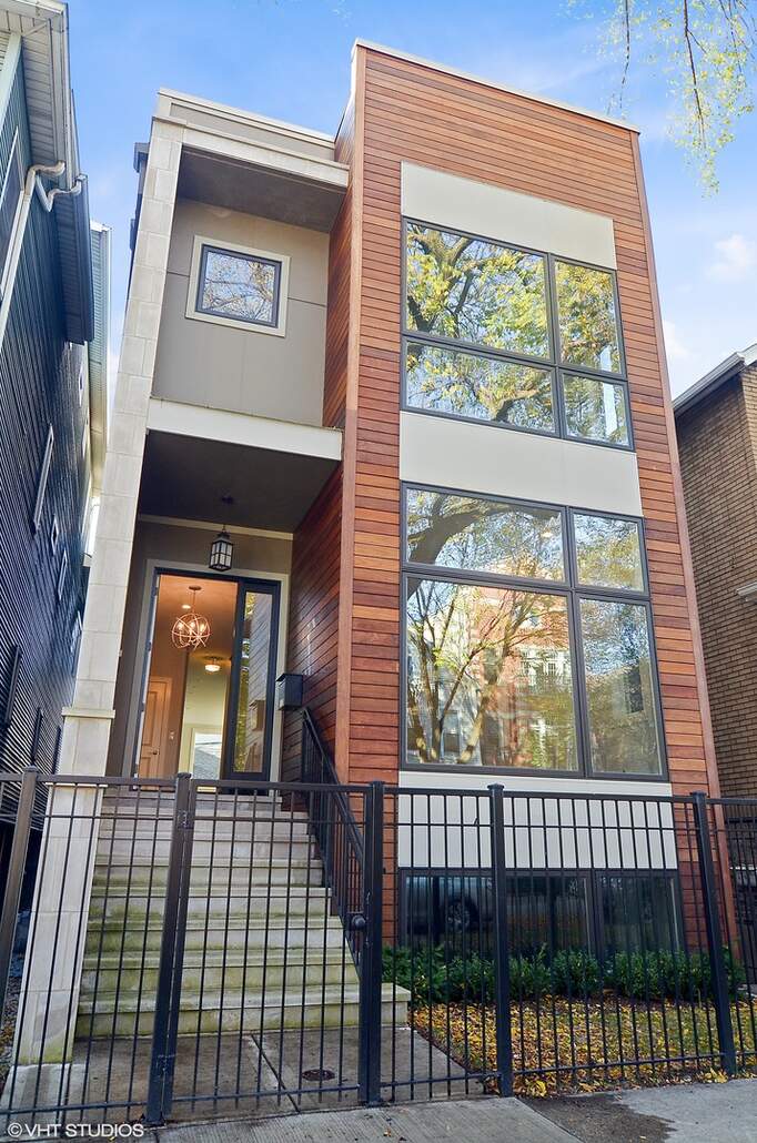 2422 N Greenview Avenue property in Chicago