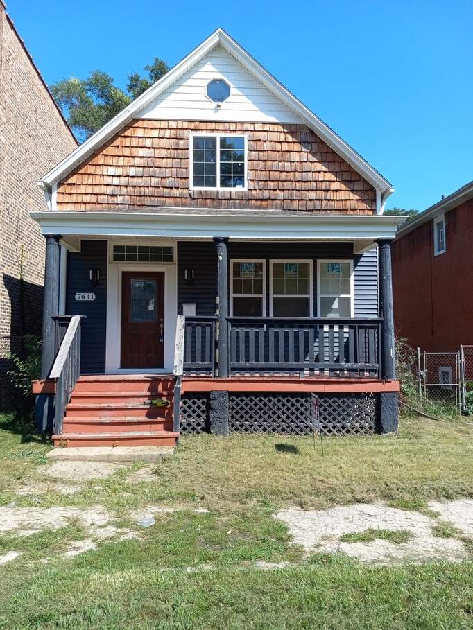 7641 S Saint Lawrence Avenue property in Chicago