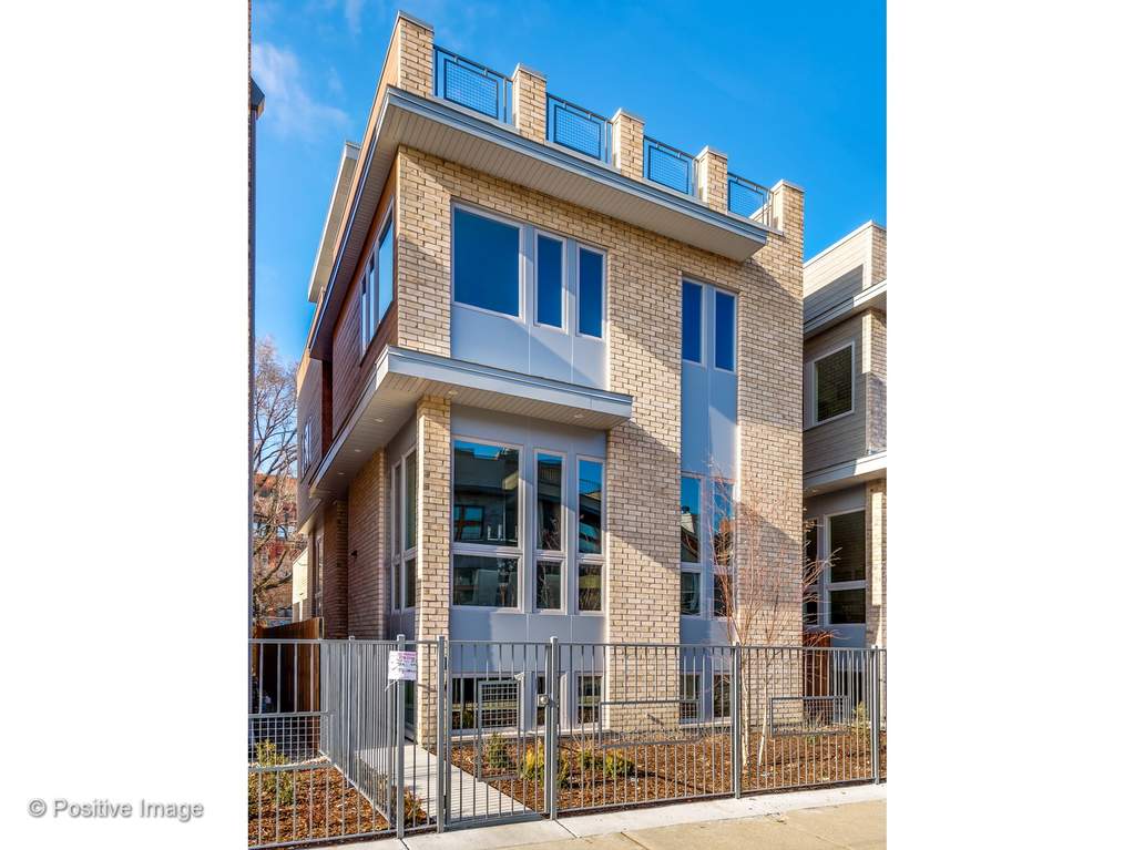 1838 W Race Avenue property in Chicago