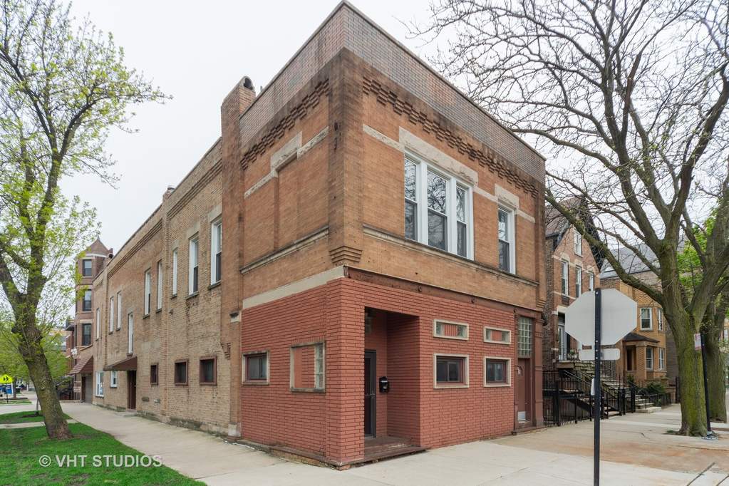 2141 N Leavitt Street property in Chicago