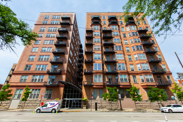 500 S Clinton Street #521 property in Chicago
