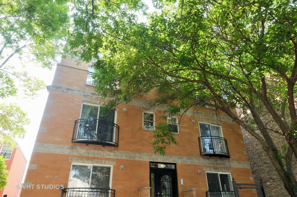 1506 N Campbell Avenue #1S property in Chicago