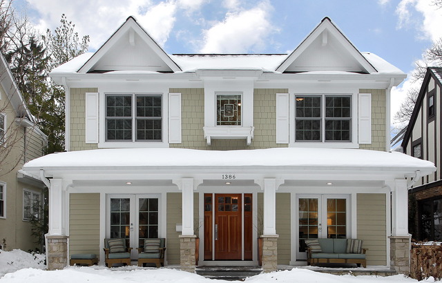 1386 Asbury Avenue property in Winnetka