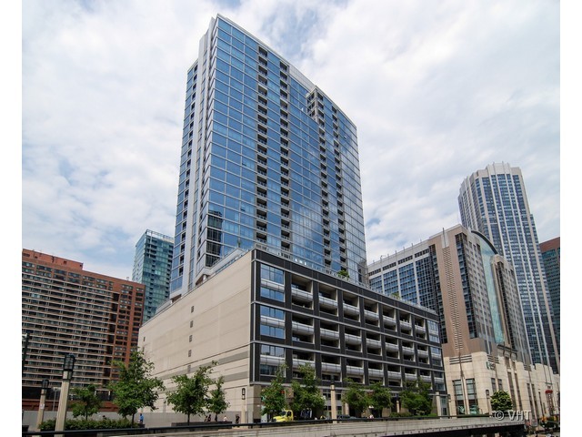 240 E Illinois Street #2705 property in Chicago
