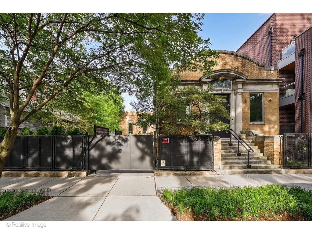 Luxury living space with panoramic Chicago views