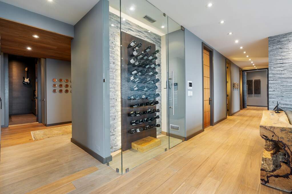 Luxury living space with panoramic Chicago views