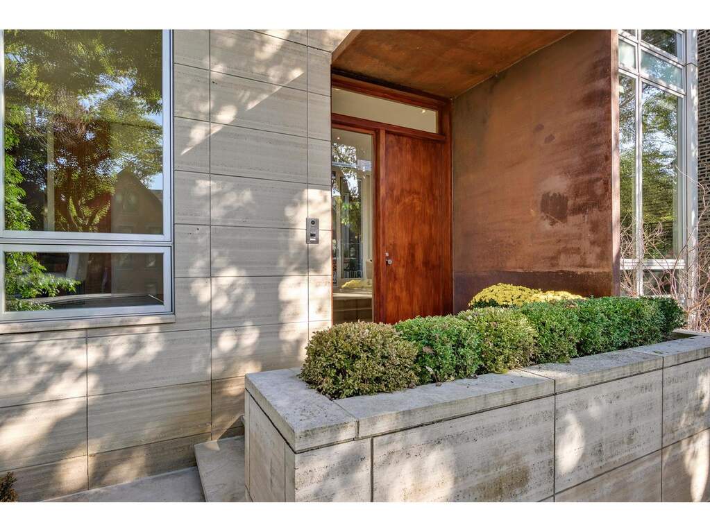 1837 N Winchester Avenue property in Chicago