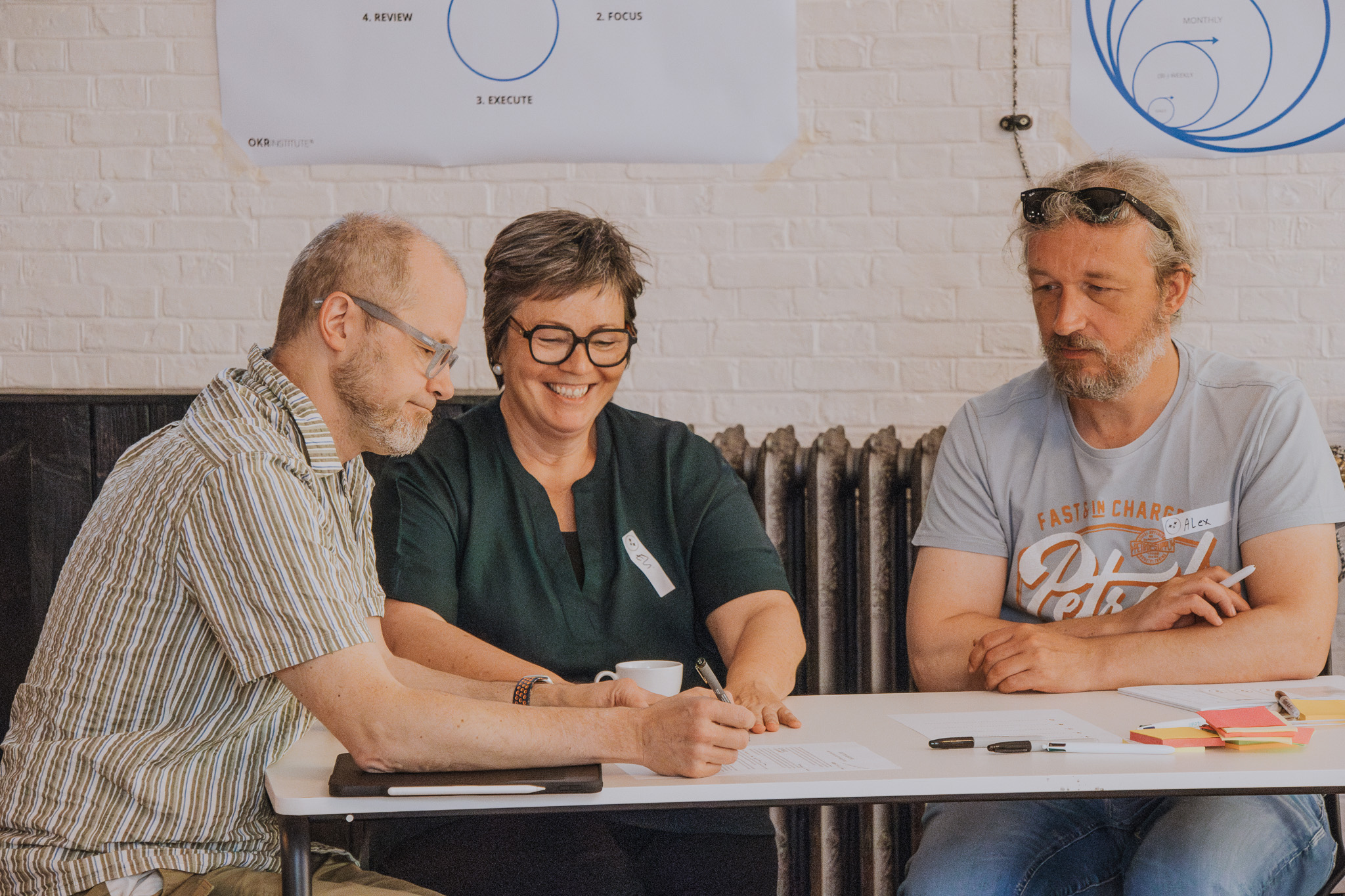 Trainer facilitating a Certified Scrum Master session