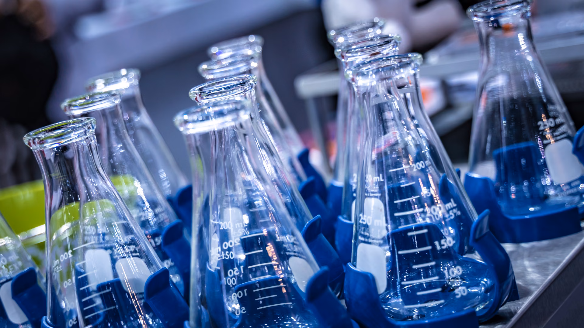 Shake flasks used for small-scale recombinant protein expression optimization