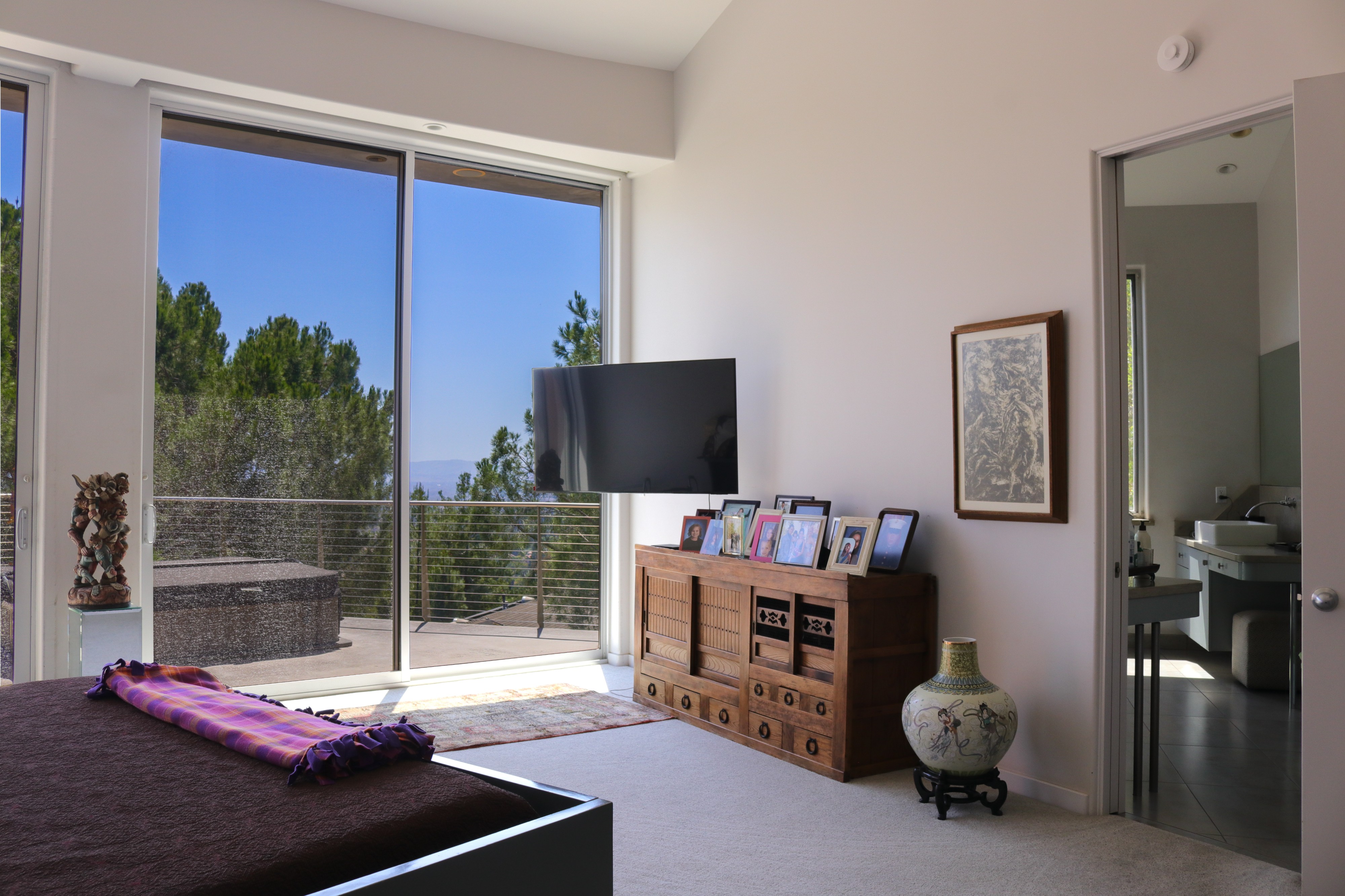 Bedroom sitting area with sliding door to the view terrace, Tustin luxury listing