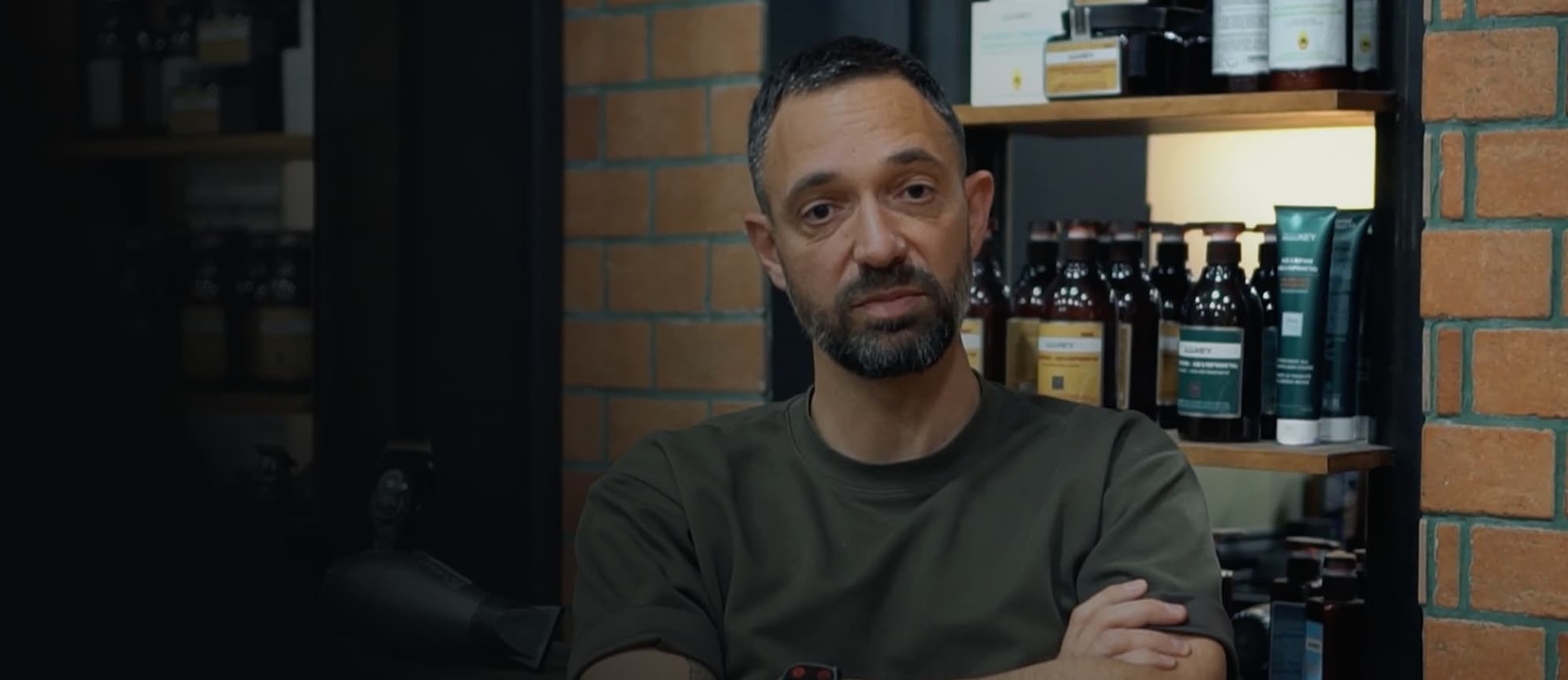 Visuel du témoignage client du salon Makers coiffeur
