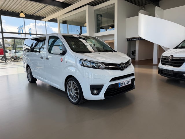 Toyota ProAce Verso D 120 Medium Combi aut.