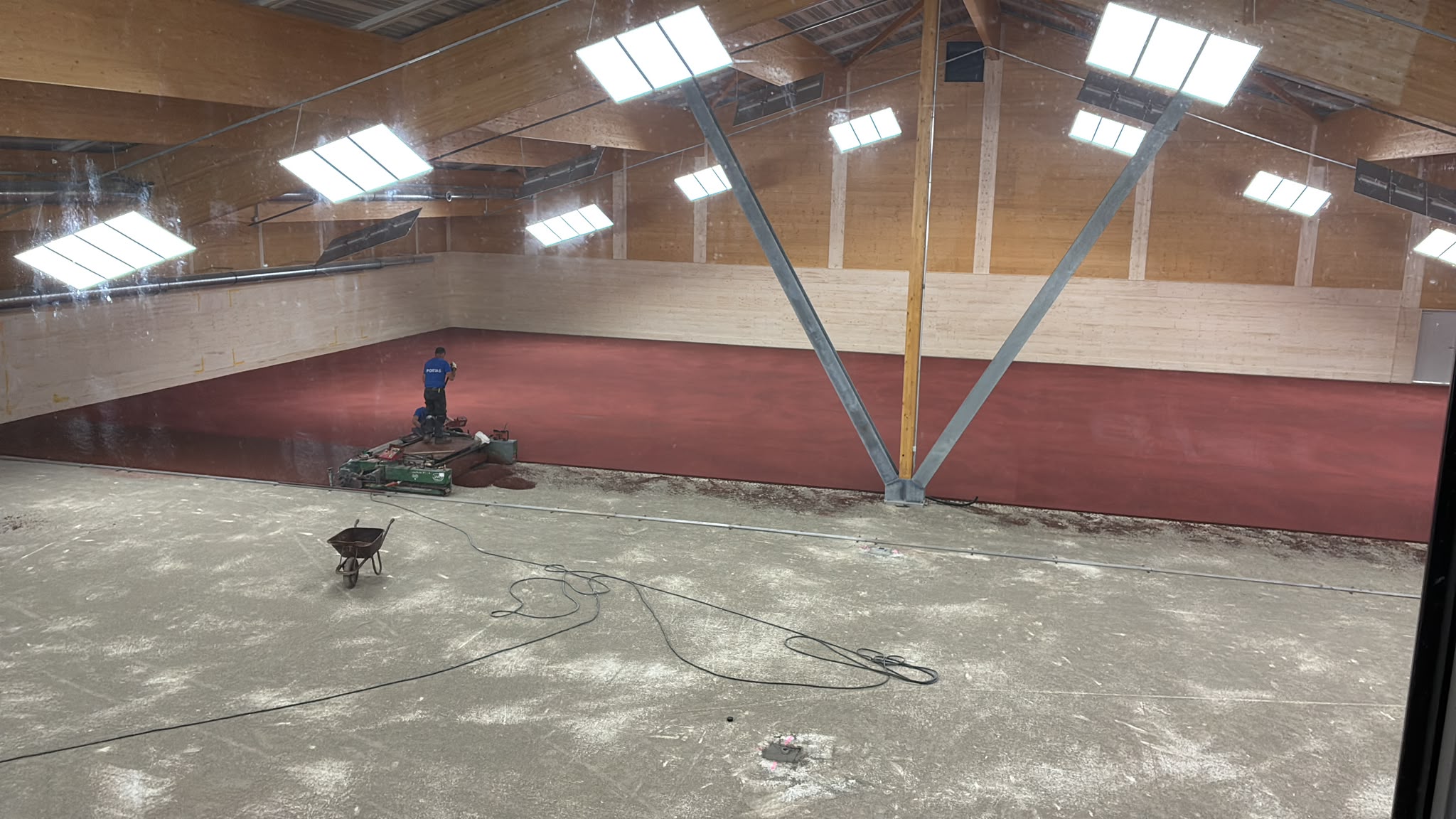 Tennishalle TV Münsingen: Neubau LED-Beleuchtung