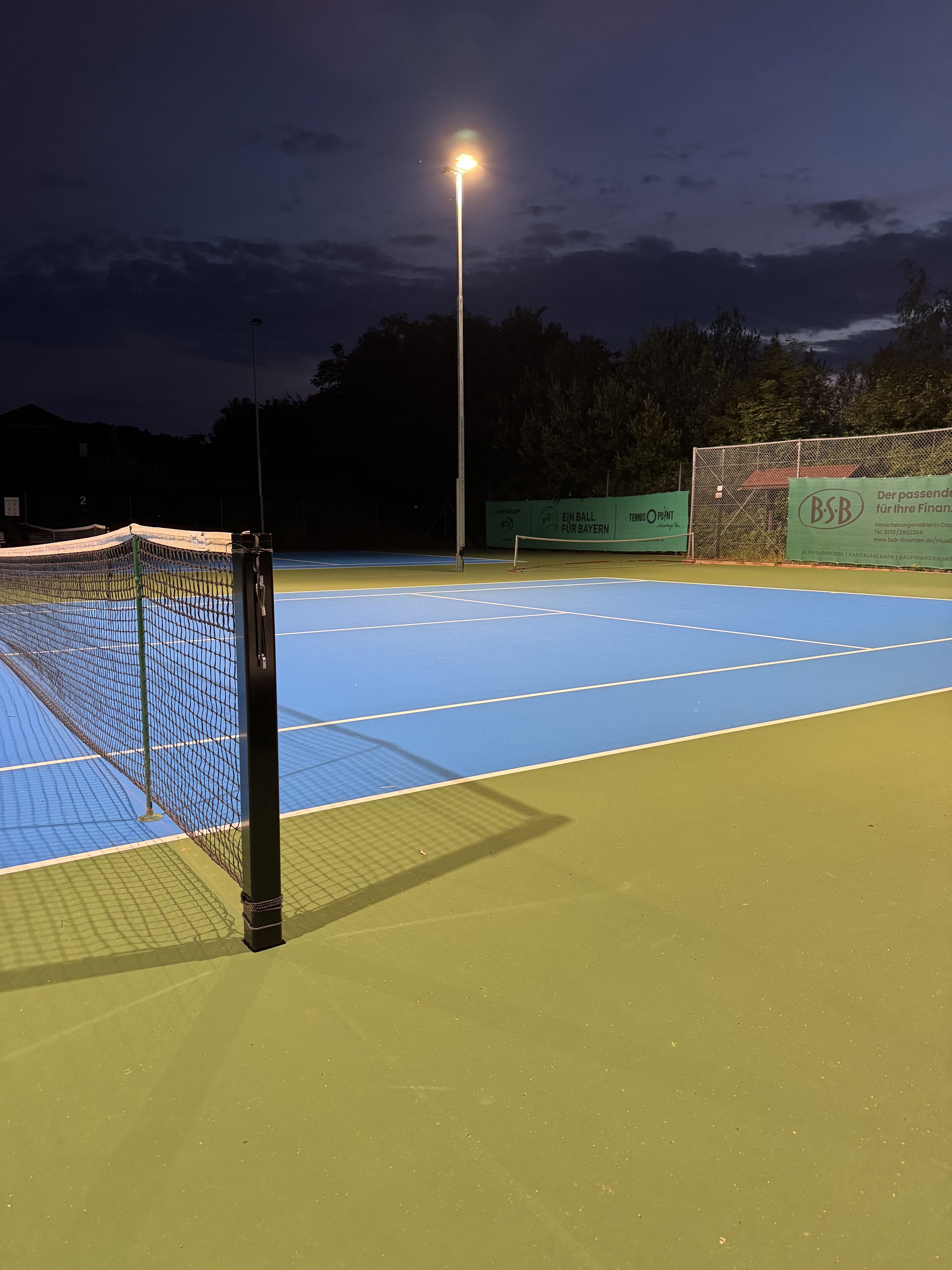 Tennisanlage SV Ramsthal: Neubau LED-Flutlicht