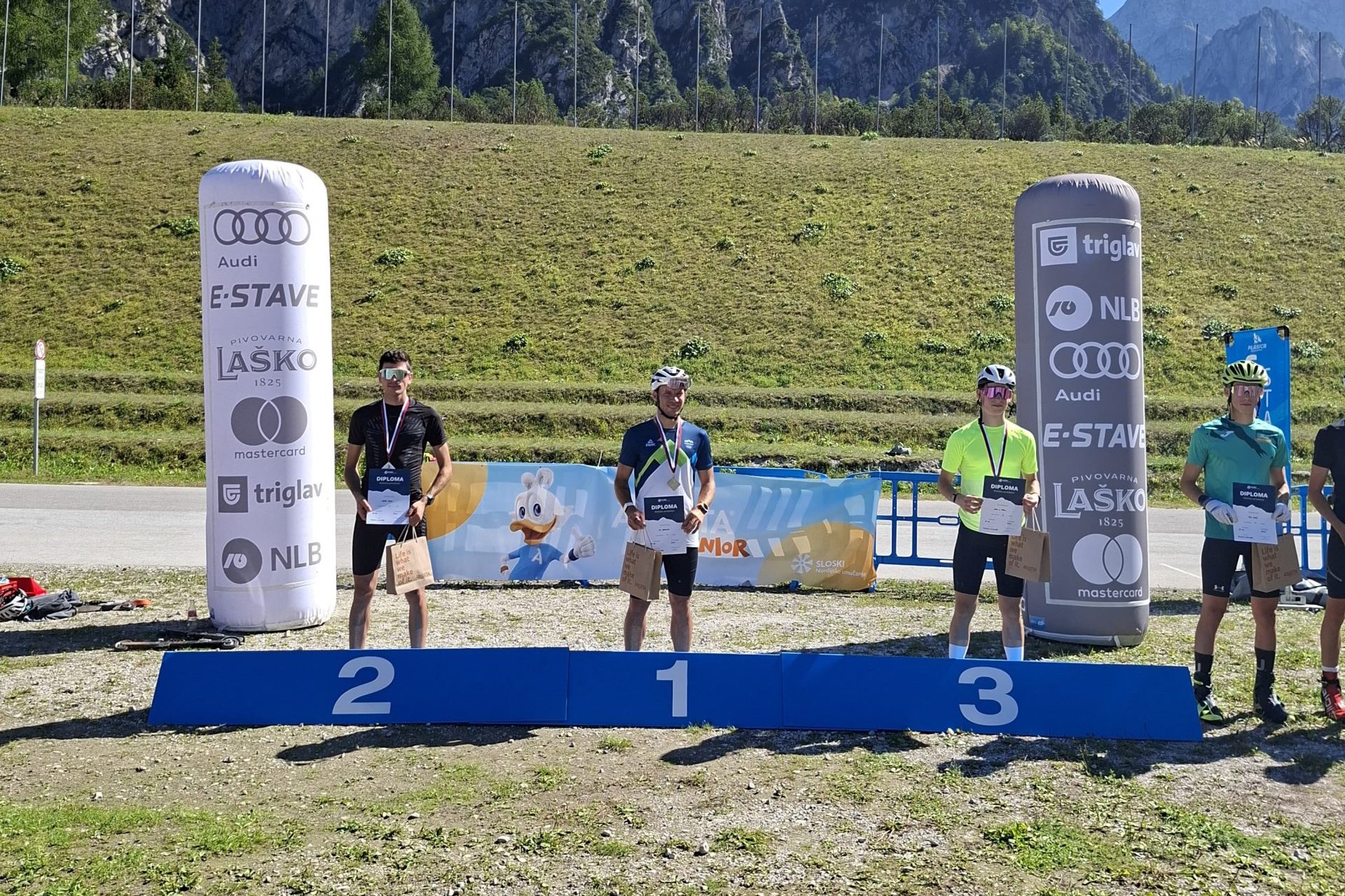 Najboljši trije na poletnem državnem prvenstvu 2026, foto: SloSki