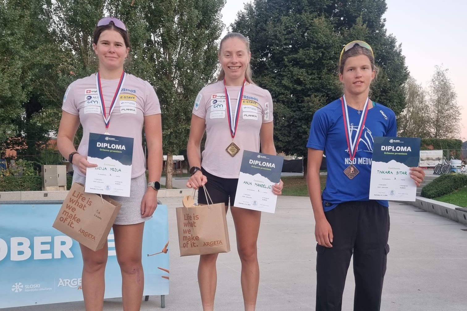 Najboljše tri na sprintu v Medvodah, foto: SloSki