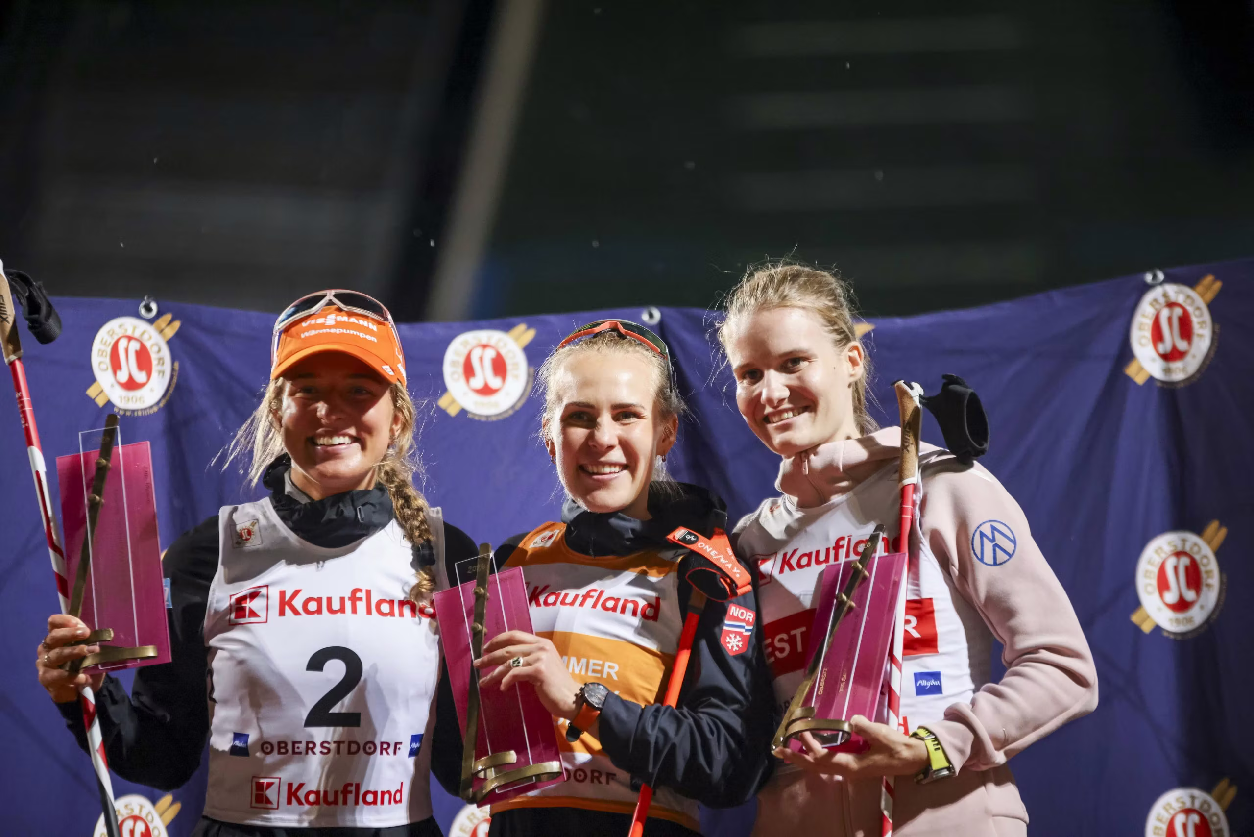 Najboljše tri na nočni tekmi v Oberstdorfu, foto: Nordic Focus