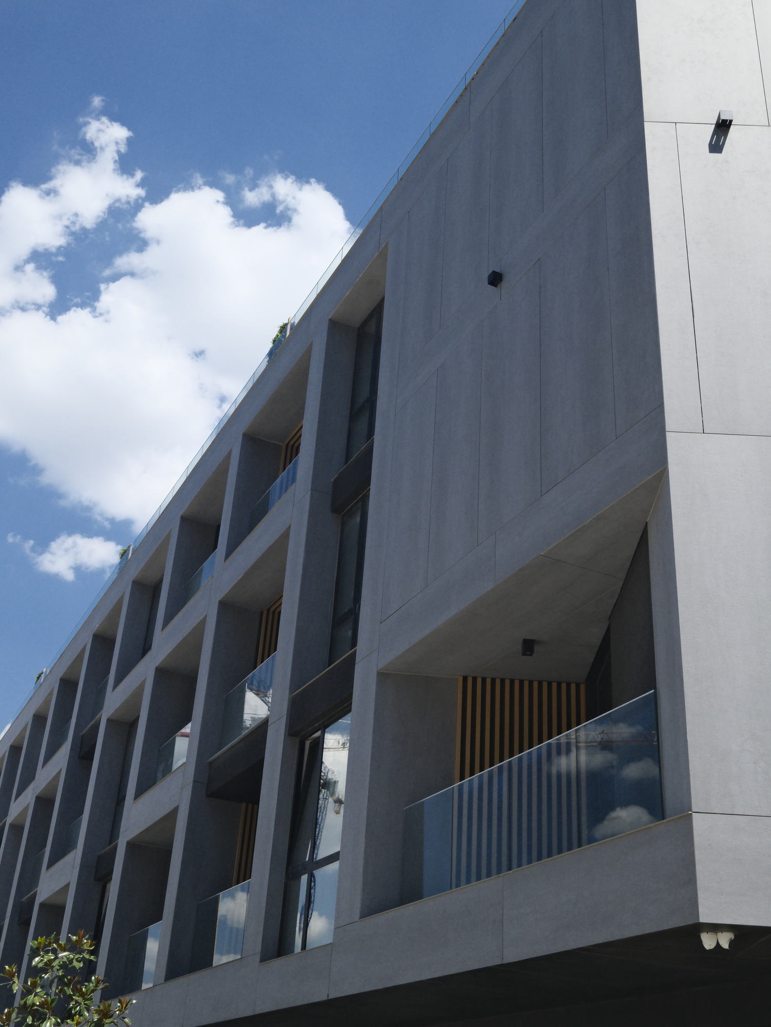 Borisa Apartments — facade seen along the street