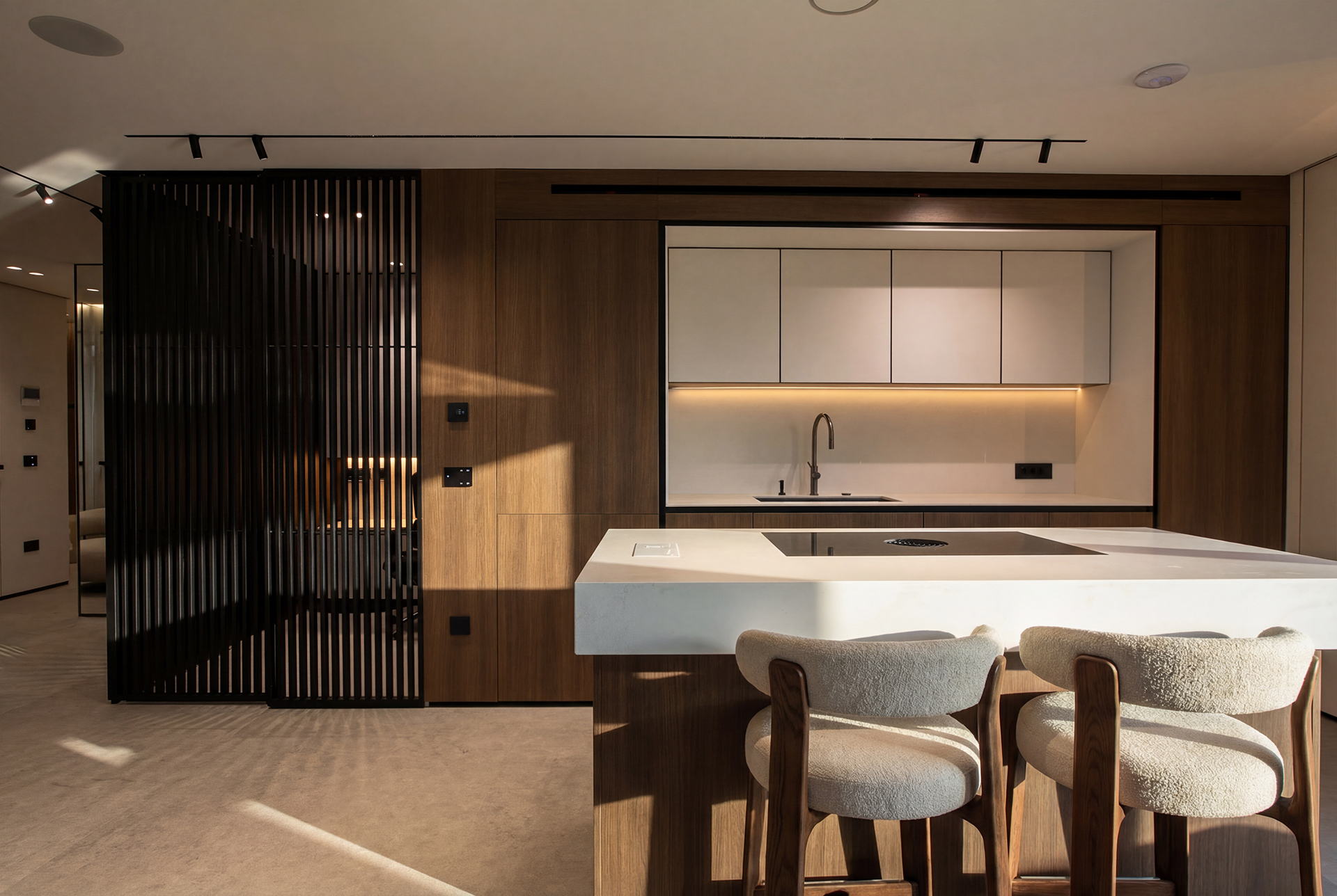 RUH A43 — kitchen island and slatted screen