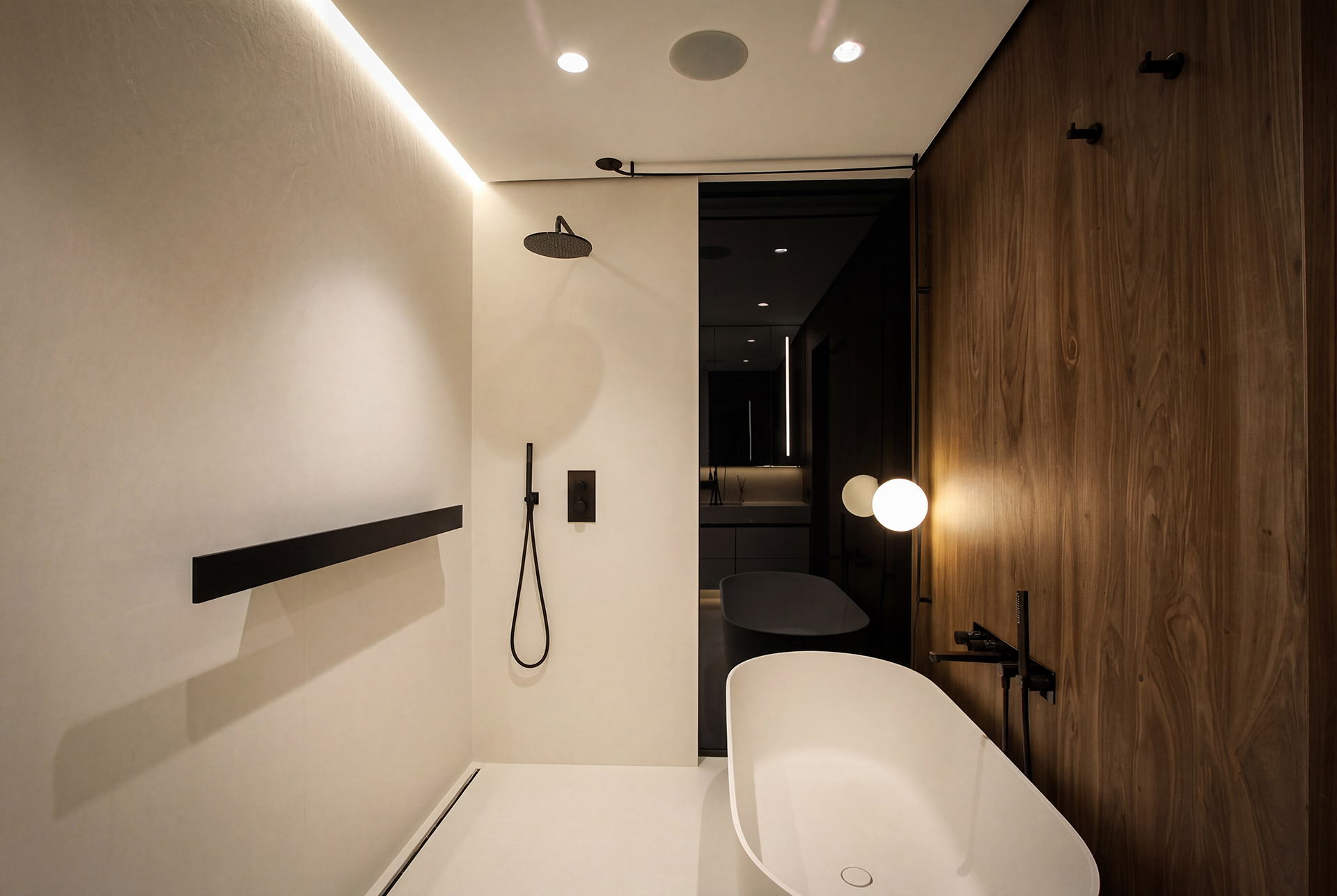 RUH A43 — bathroom with freestanding bath