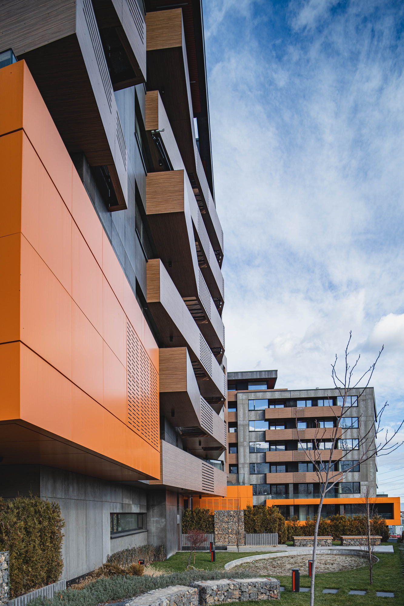 RUhouse — orange cladding at the corner