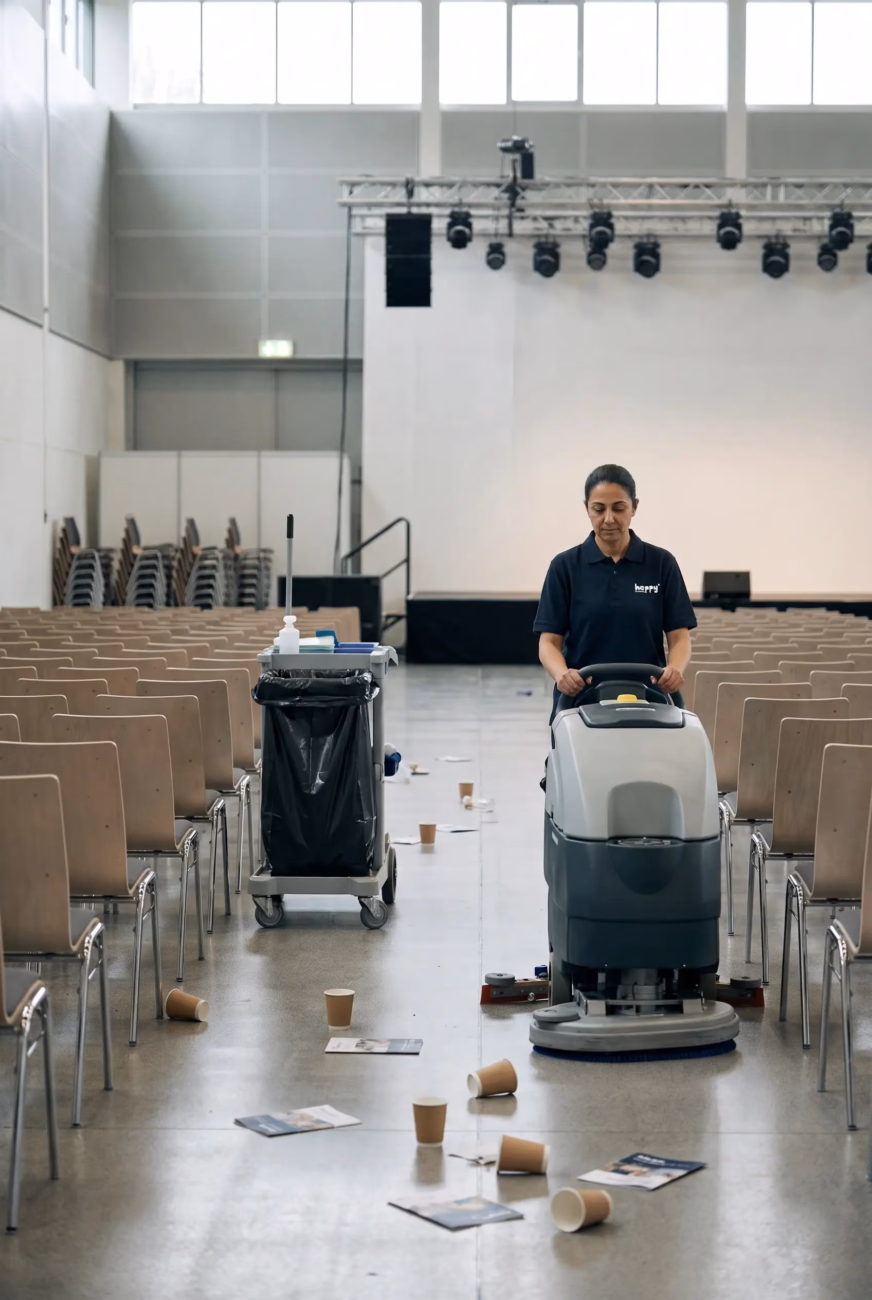 Foto: uitbeelden zakelijke schoonmaakdienst