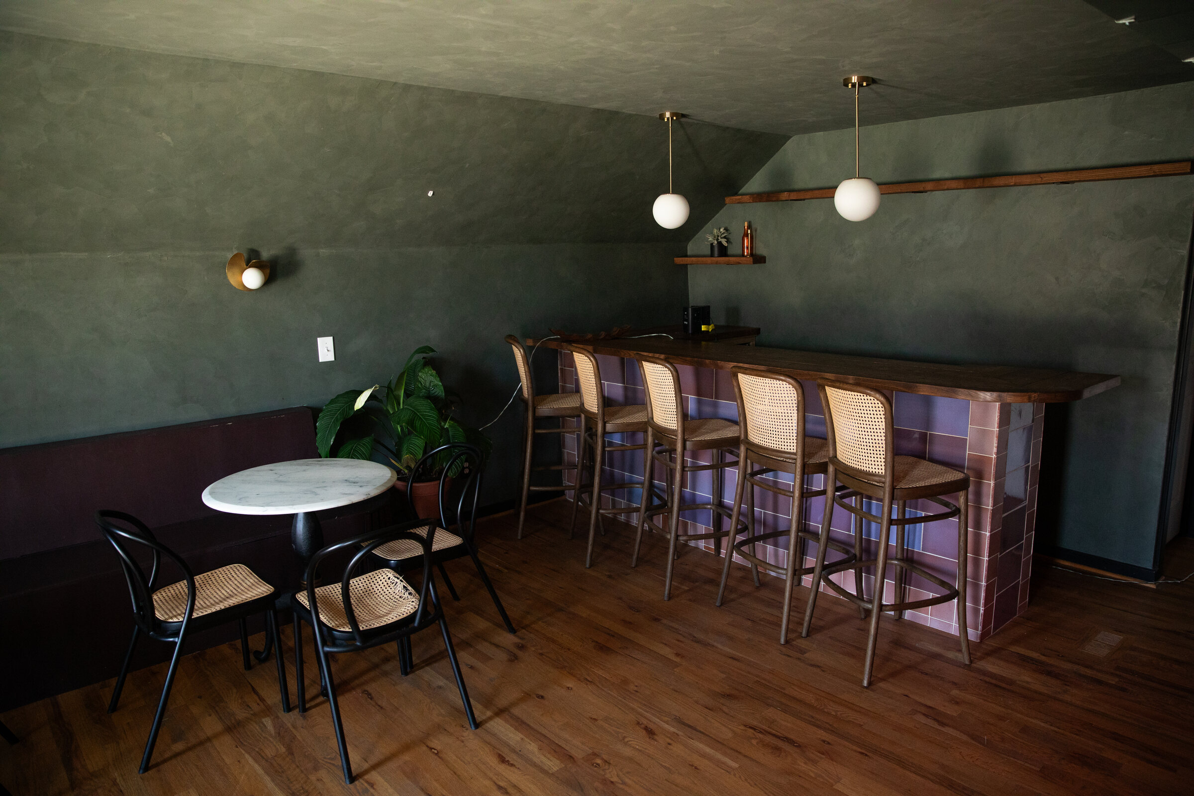 Upstairs wine bar at Banshee House