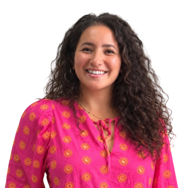 Portrait de Caroline Benouamer, psychologue au cabinet De Bas en Haut