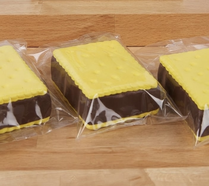 Ice cream sandwich squishy